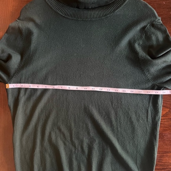 Calvin Klein XL Dark Green Turtle Neck Sweater - Picture 8 of 11